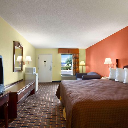 Days Inn By Wyndham Richburg Luaran gambar