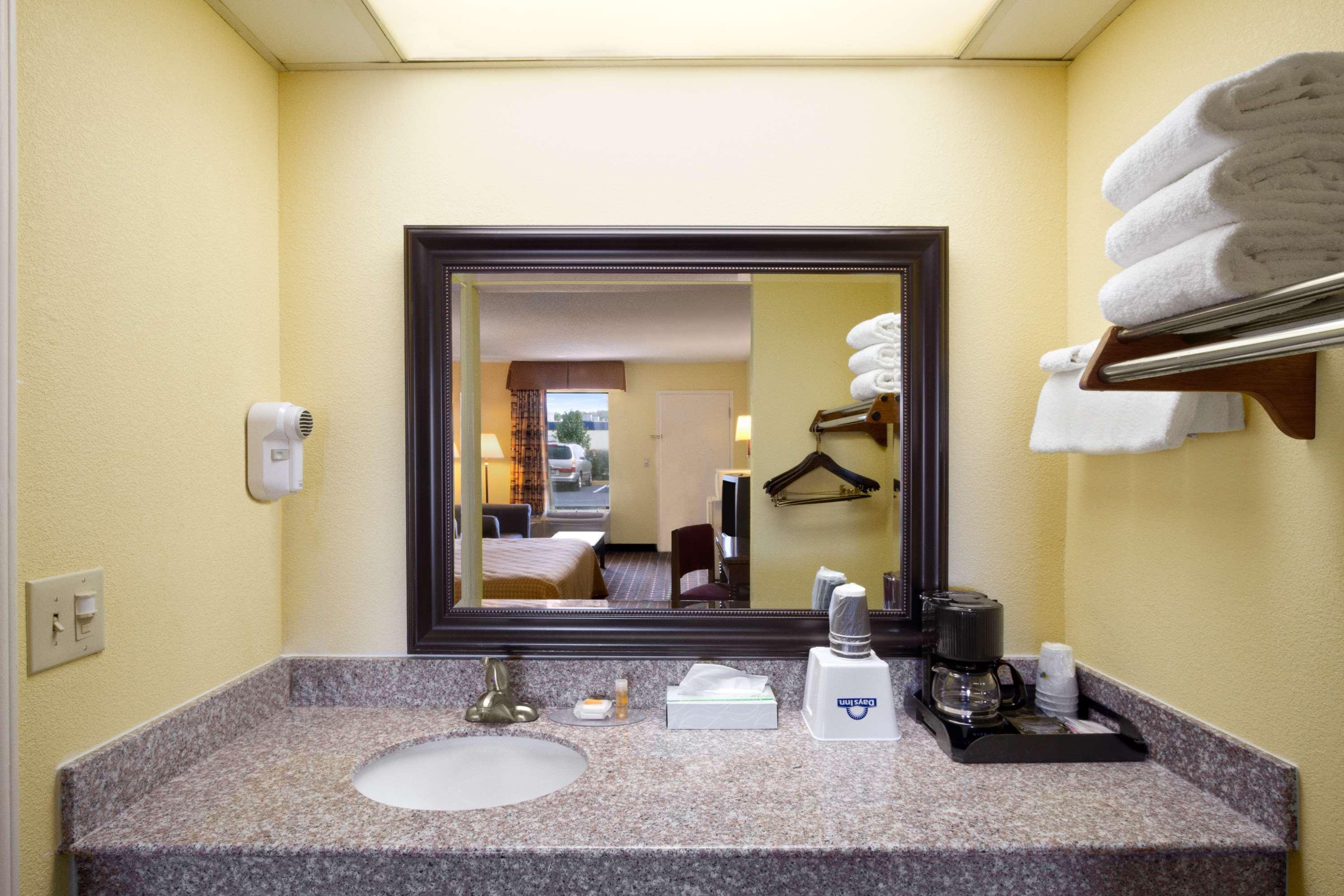 Days Inn By Wyndham Richburg Luaran gambar