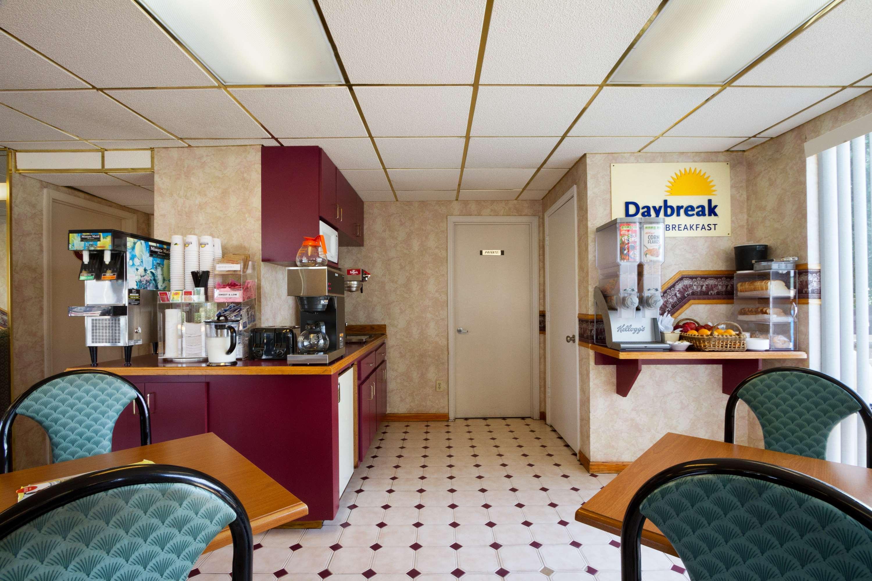 Days Inn By Wyndham Richburg Luaran gambar